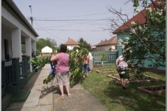 Tavaszköszöntő "batyus majális"