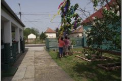Tavaszköszöntő "batyus majális"