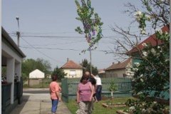 Tavaszköszöntő "batyus majális"