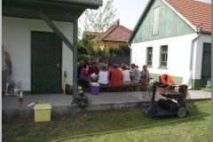 Tavaszköszöntő "batyus majális"