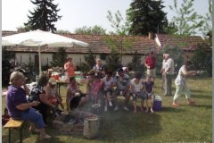 Tavaszköszöntő "batyus majális"